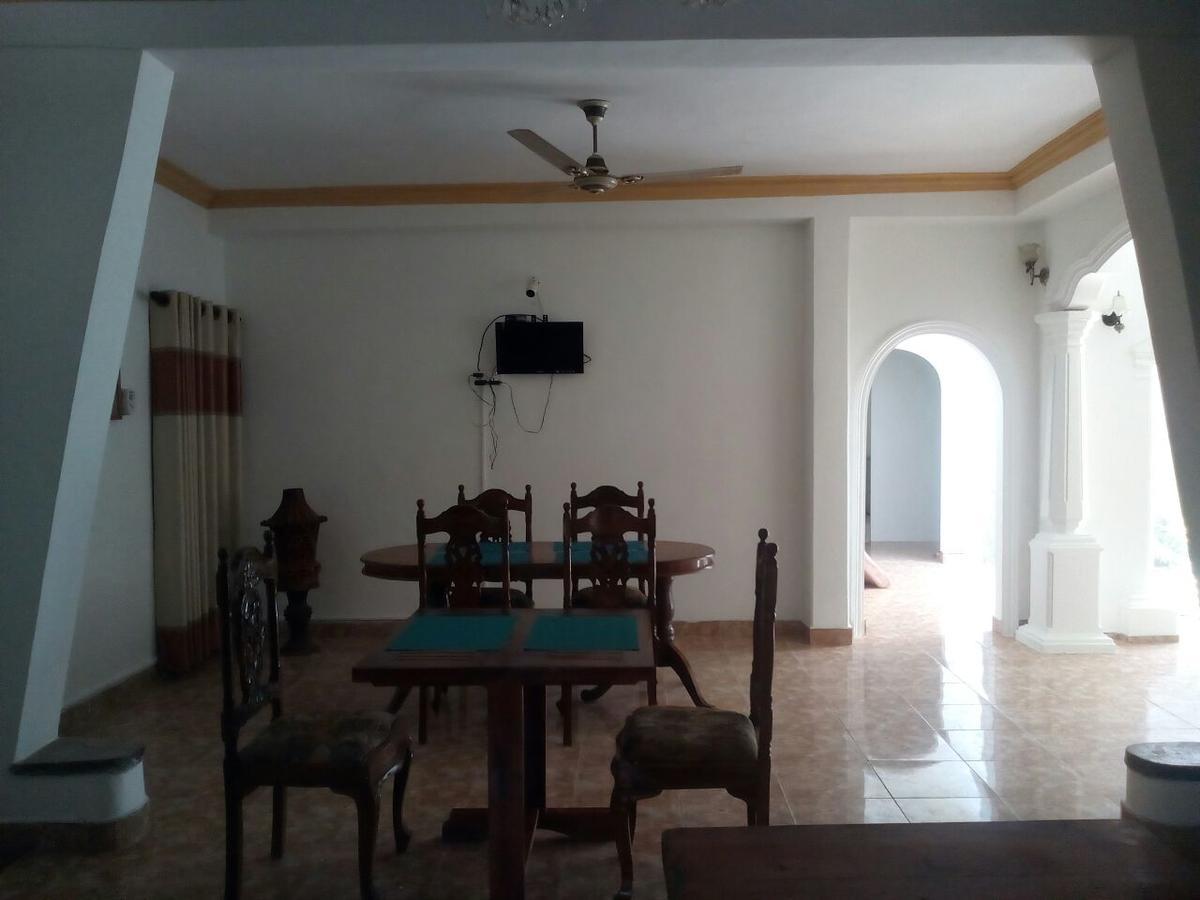 Villa De Rosh Ettukala Zewnętrze zdjęcie