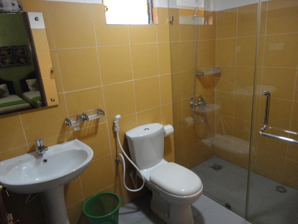 Villa De Rosh Ettukala Zewnętrze zdjęcie